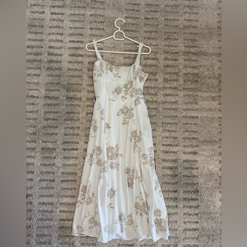 Elegant Floral White and Tan Dress